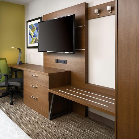 Holiday Inn Express Hotel & Suites Olive Branch By Ihg Ngoại thất bức ảnh