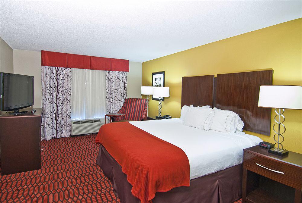 Holiday Inn Express Hotel & Suites Olive Branch By Ihg Ngoại thất bức ảnh