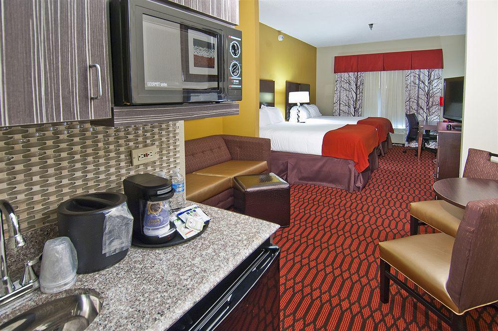 Holiday Inn Express Hotel & Suites Olive Branch By Ihg Ngoại thất bức ảnh