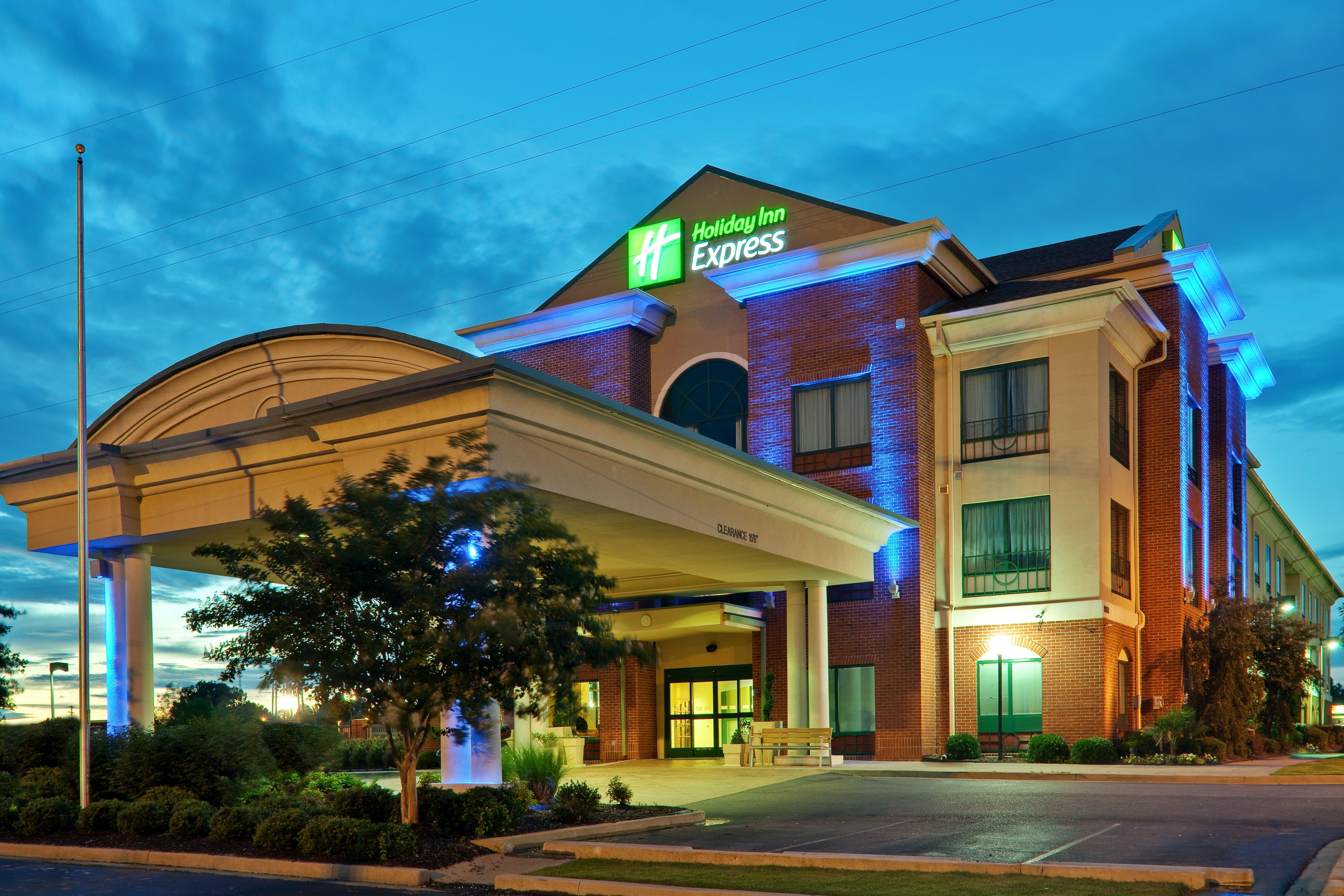 Holiday Inn Express Hotel & Suites Olive Branch By Ihg Ngoại thất bức ảnh