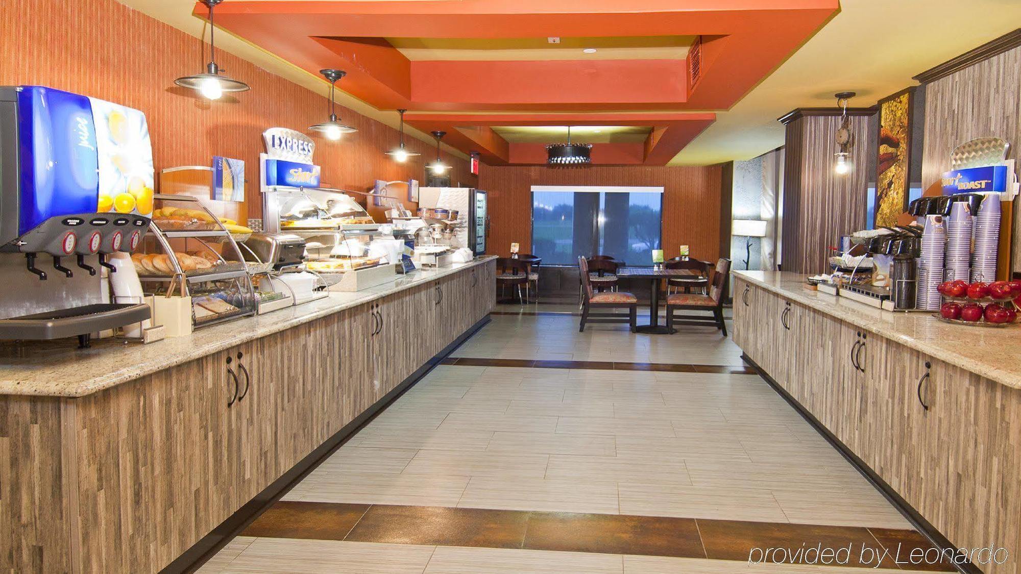 Holiday Inn Express Hotel & Suites Olive Branch By Ihg Ngoại thất bức ảnh